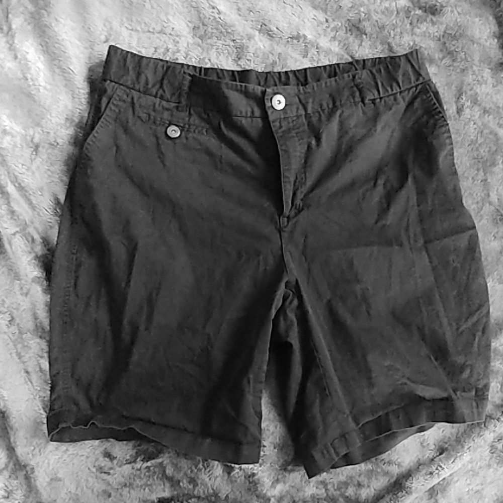 Avenue Black shorts with 2% spandex
